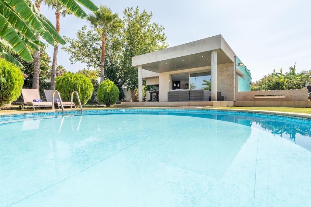 Villa Almez In